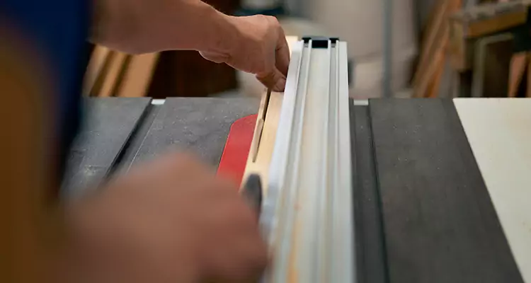 Bifold Door Seal Repair in Bartow, FL