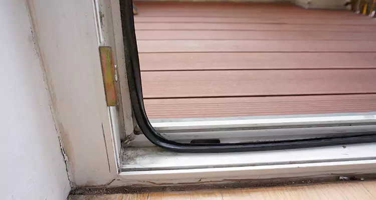 Patio Door Weatherproofing Installation in Bartow, FL