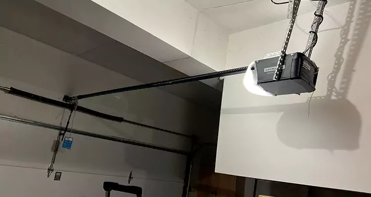 Linear Garage Door Opener Repair in Bartow, FL