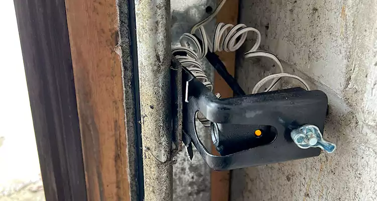 Fix Broken Garage Door Sensor in Bartow, FL