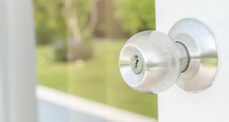 Patio Door Mechanism Jammed in Bartow, FL