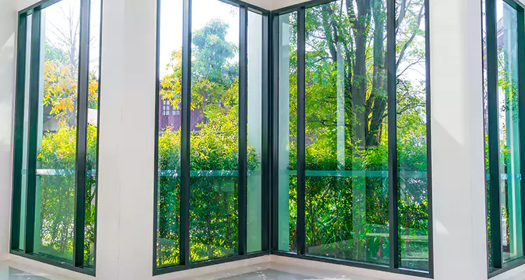 Folding Glass Balcony Door Repair in Bartow, FL