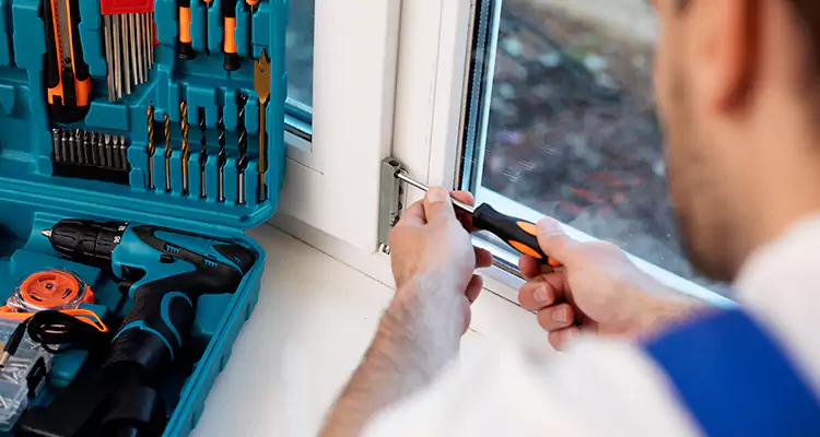 Mirrored Sliding Doors Replacement Expert in Bartow, FL