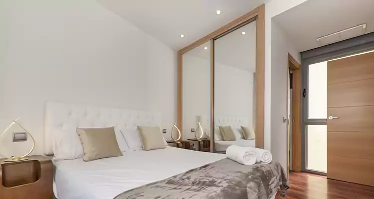 Sliding Wardrobe Door Mirror Replacement in Bartow, FL